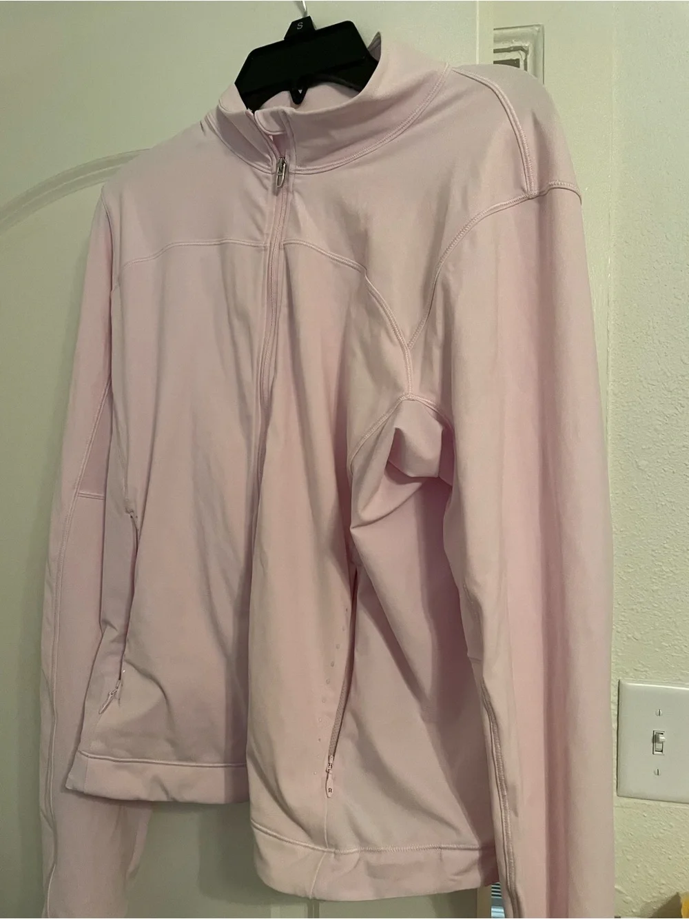 Lululemon lightweight running jacket in Meadowsweet Pink